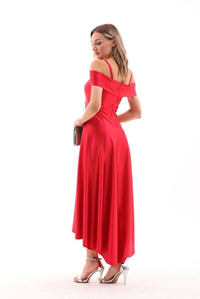 FARİKA Omuz Detaylı Asimetrik Maxi Kırmızı Saten Rüya Abiye Elbise | Gece Şıklığı Düğün Nişan Davet