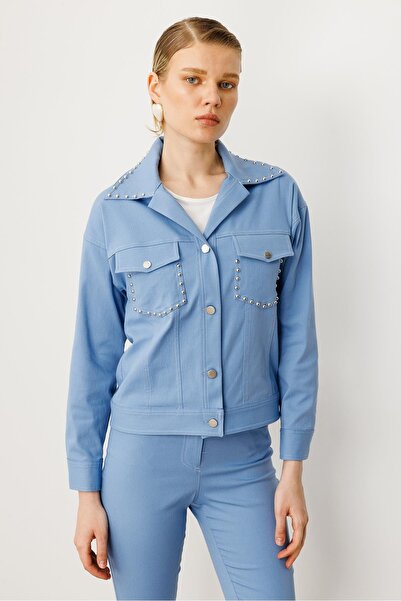 Moda İlgi Modailgi Yakası ve Cep Torbaları Zımba Detaylı Kısa Spor Ceket - 40...