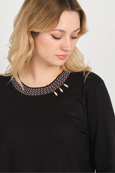 Detay Triko Women's Collar and Single Sleeve Patterned Mother Blouse with Stone Metal Accessories 5714 Black