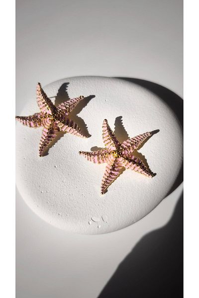 VOBEEYKU Gold detailed starfish earrings