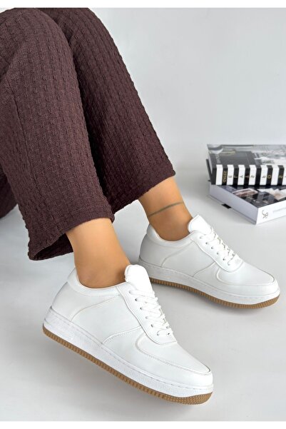 Erbilden White Skin Lace-Up Sports Shoes