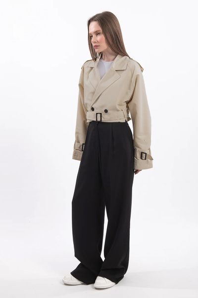 Hatun Atila Oversize Kısa Kruvaze Kesim Kemerli Trençkot - Bej