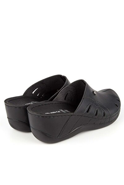 Muya Gola Anatomical Sole Closed Front Slippers