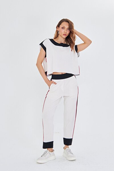 LAMANTE SIRT DETAYLI KOLSUZ BEYAZ MODAL BLUZ