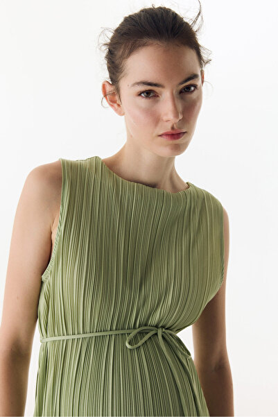 H&M MAMA Pliseli Elbise