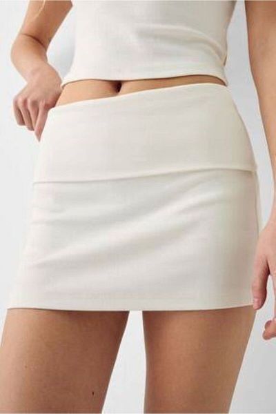 SUHIS أبيض فاتح، تنورة قصيرة ضيقة بخصر مطوي وخصر مطاطي مخفي