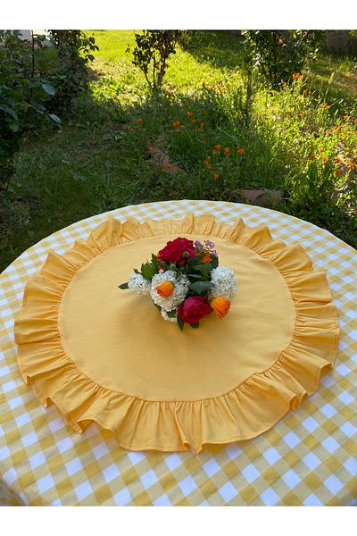 LILYUM Cotton Polyester Frilly Round Runner 60cm
