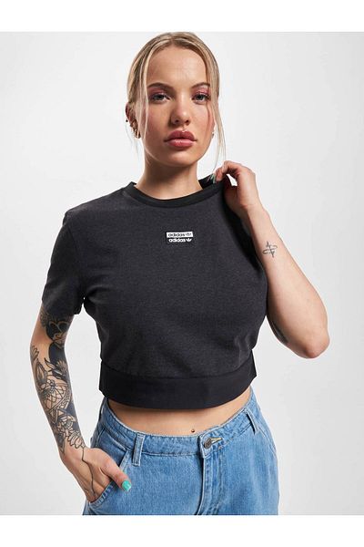 adidas Kadın adidas Crop Top