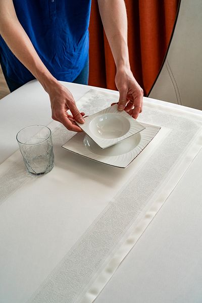 NEEA HOME Pearl Elegance Cream Χρώμα Ζακάρ Κεντημένο Σετ Επιτραπέζια Σερβίτσια 6 Χαρτοπετσέτες 45X45cm 1 Runner (40X160cm)