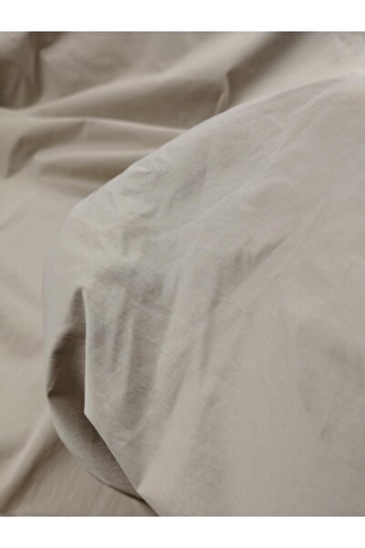 Kumaş Parça Kremle Bej Arası Renkte Paraşüt DokumaEn: 140 cm