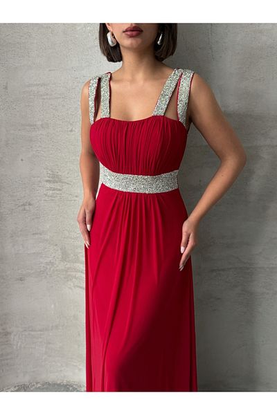 ADA MODA Long Veil Dress Accessorized With Rhinestones