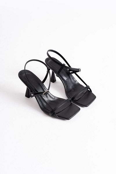 EMOYRA Rossie Women's Black Heeled Sandals