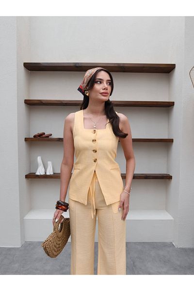 ESRAHELVACI Square Collar Vest Pants Set