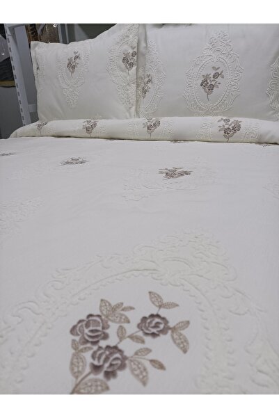 ESTİMA Aslan Tekstil Gizem Çift Kişilik Jakar Yatak Örtüsü 250x260 cm- Krem