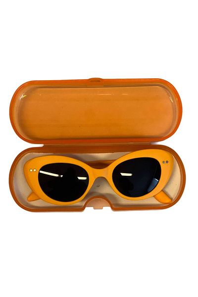 Fitzherbert Kids Sunglasses and Box Unisex