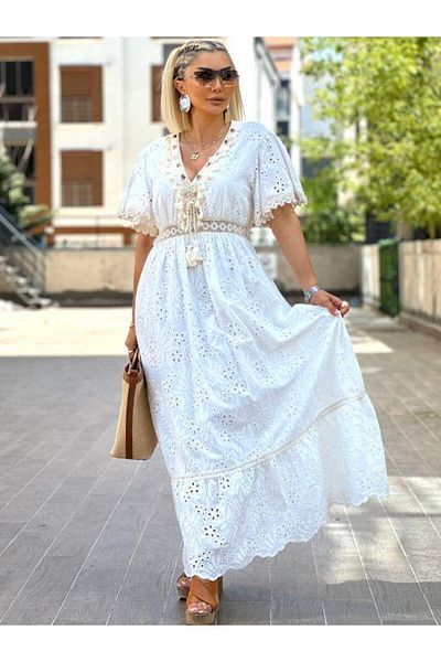 Robin 38225 Scalloped Dress Ecru