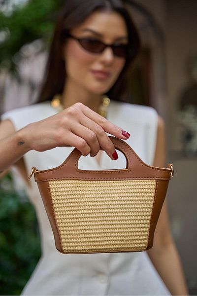 Madamra Tan Straw Women's Mini Straw Detailed Crossbody Bag