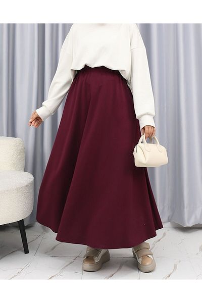 MODA UGS Fusta neagră evazată cu tăietură A-Line