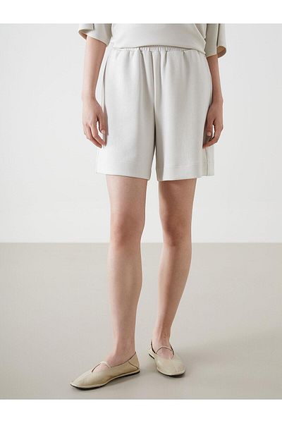 LC Waikiki Pantaloni scurți pentru femei LCW Vision cu talie elastică (S5)