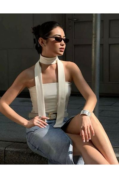 quella atelier Strapless Blouse with Scarf