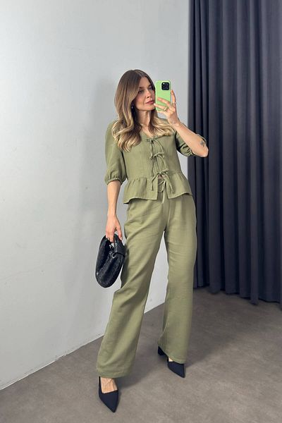 Sue Store Set bluză kaki cu șireturi și pantaloni largi din muselină