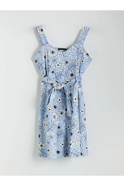 LC Waikiki Rochie florală LCW Comfort Blue cu decolteu în formă de inimă