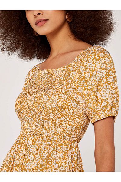 Apricot Geblümtes Midikleid mit Puffärmeln