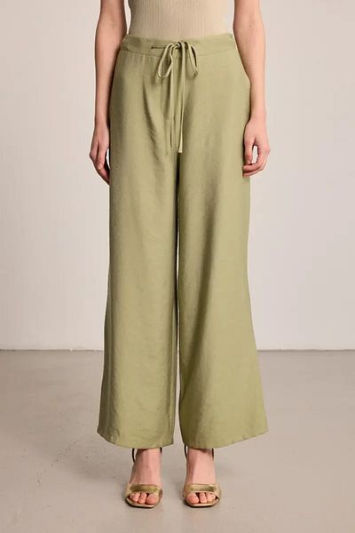 Gusto Viscose Trousers with Belted Waist - Green