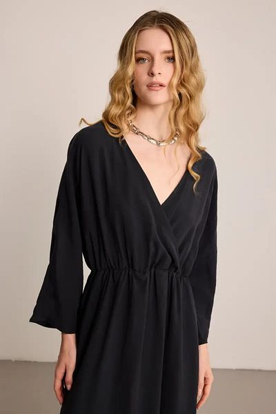 Gusto Rochie modală lungă tăiată înfășurată - neagră