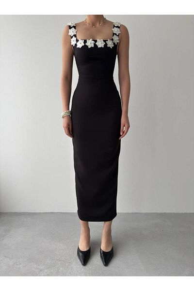Kokosh moda Ming Flower Detailed Dress