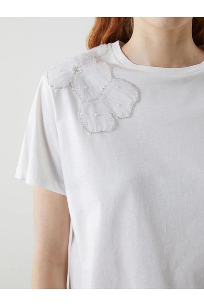 LC Waikiki Crew Neck Embroidered Women's T-Shirt