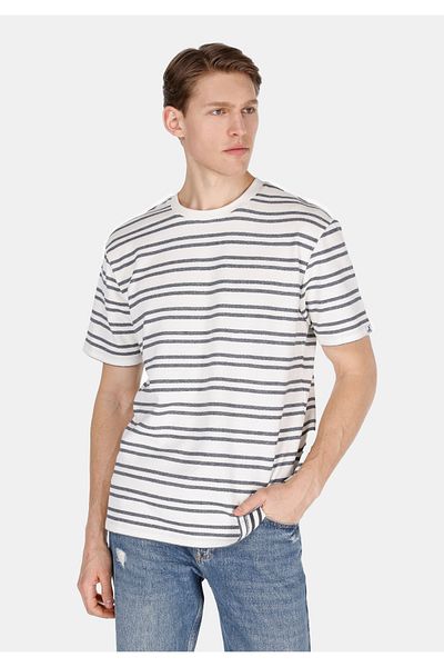 Colin's Comfort Fit Round Neck Striped Men's White Short Sleeve T-Shirt