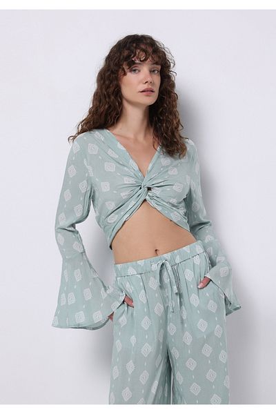Colin's Slim Fit V-Neck Printed Women's Green Long Sleeve Shirt