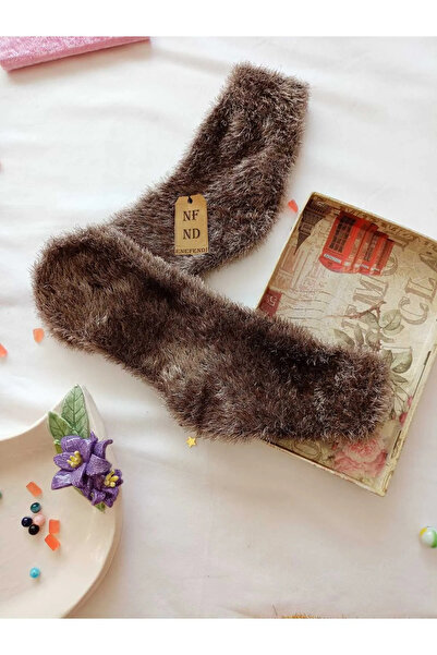 ENEFENDİ 2 Pairs Fluffy Winter Thermal Booties Seamless Socks Men Women Home-Party Socks Yellow Brown 36-41.