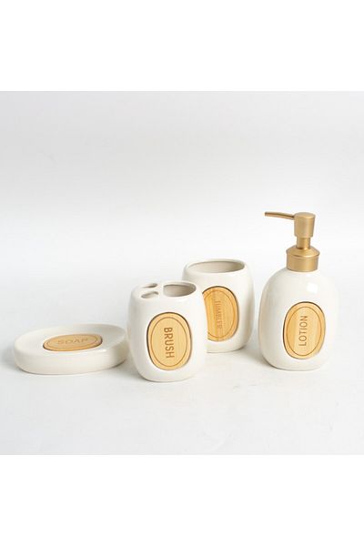 Generic bathroom accessory set