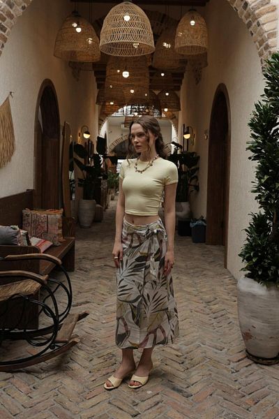 leyla sanat sanata yeni bir bakış açısı Leyla Sanat Sanata a New Perspective Patterned Viscose Skirt - Gray