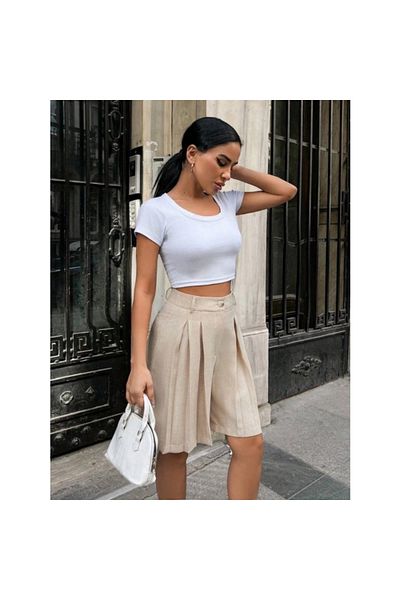 Butik Beige Color Pleated Linen Shorts
