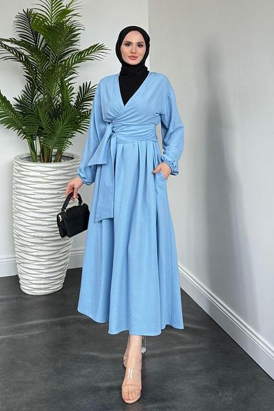 MERVEN AKYÜZ Emmar Skirt Suit Baby Blue
