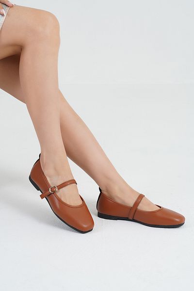 Beyond Women's Tan Leather Daily Buckle Low Heeled Comfortable Ballerinas Byndmrj01
