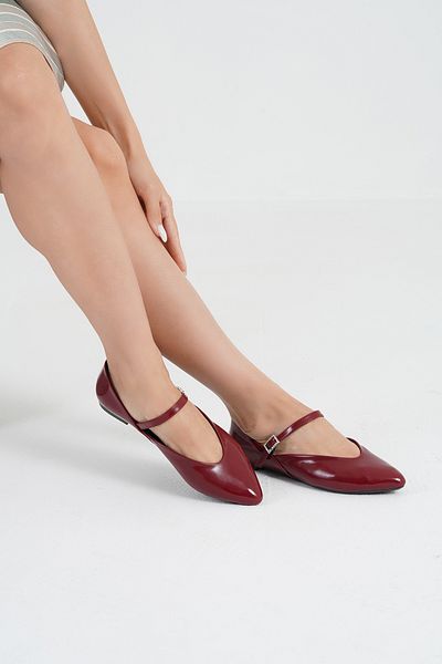 Beyond Women's Burgundy Patent Leather Buckle Single Strap Ballerina Shoes Byndglr01