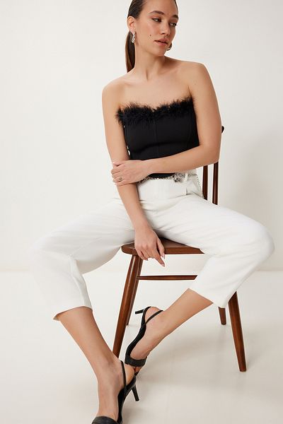 Happiness İstanbul Women's Black Feather Detailed Stretchy Crop Bustier Ns00428