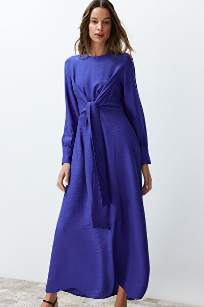 Trendyol Modest Rochie țesută Saks cu detaliu cravată în talie TCTSS23EB00221