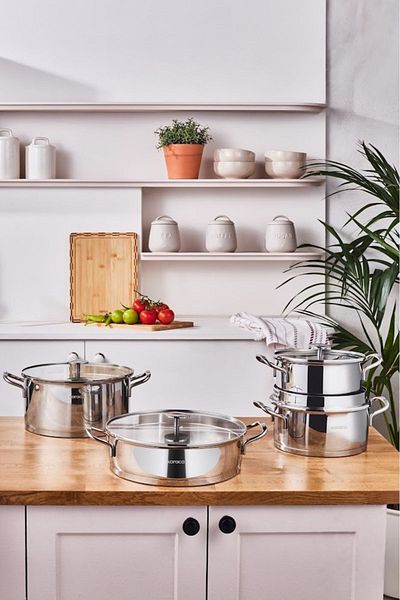 Karaca Vapor New Set de vase de gătit din oțel cu bază de inducție cu sită de 8 bucăți