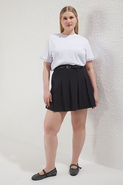 Trendyol Curve White Stone Accessory Detailed Regular Fit Knitted T-Shirt