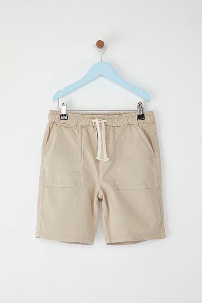 TRENDYOLKIDS Ecru Boy's 100% βαμβακερή τσέπη με λεπτομέρεια ελαστικό υφαντό σορτς & βερμούδες TKDSS25SR00027