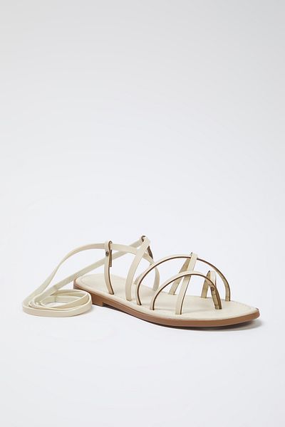 TRENDYOL SHOES Sandale de damă cu curea la gleznă bej TAKSS25SD00021