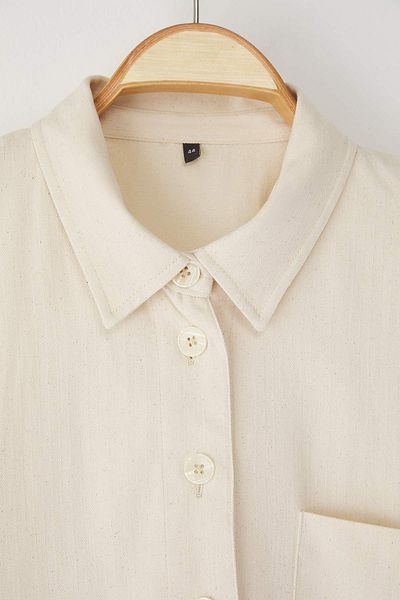 Trendyol Curve Beige Regular Gabardine Jacket with Lace Detail on the Back and Pockets