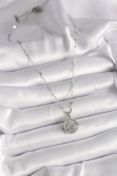Store 316l الصلب الفضة اللون سلسلة الزركون حجر نجمة التفاصيل كوكب نموذج قلادة المرأة