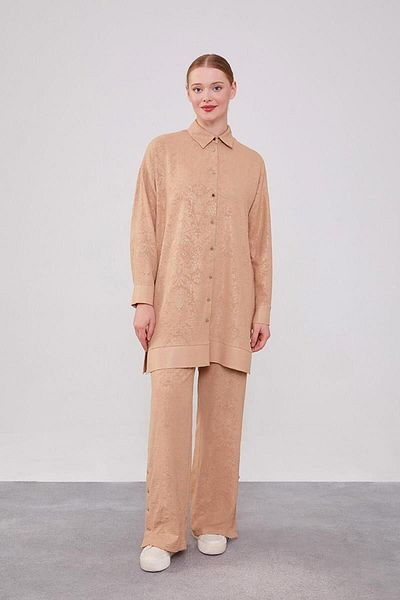 Levidor Women's Self-Patterned Jacquard Tunic Suit