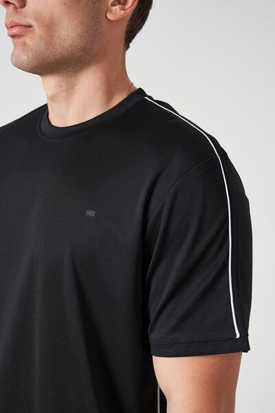 TENA Ανδρικό μπλουζάκι Kagi με μαύρη λαιμόκοψη με ώμους και πλαϊνές σωλήνες